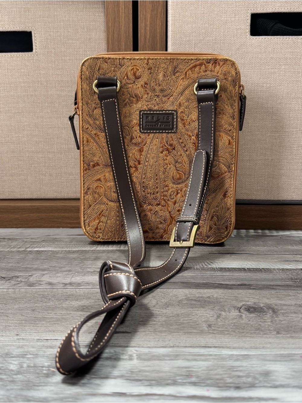 Relic Brown Tooled Paisley Leather Trim Messenger Crossbody Bag Western